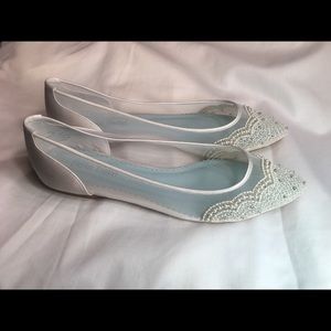 Bella Belle Ivory Flats